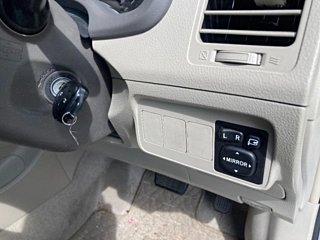 TOYOTA COROLLA AXIO 2010