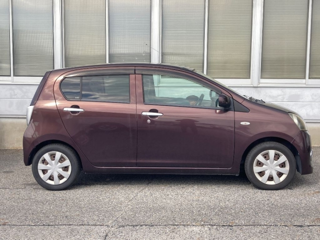 DAIHATSU MIRA E S 2011