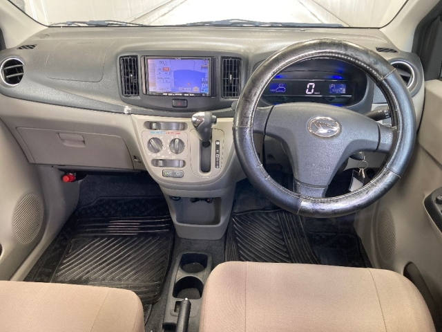 DAIHATSU MIRA E S 2011