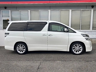 TOYOTA VELLFIRE 2008