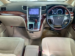TOYOTA VELLFIRE 2008