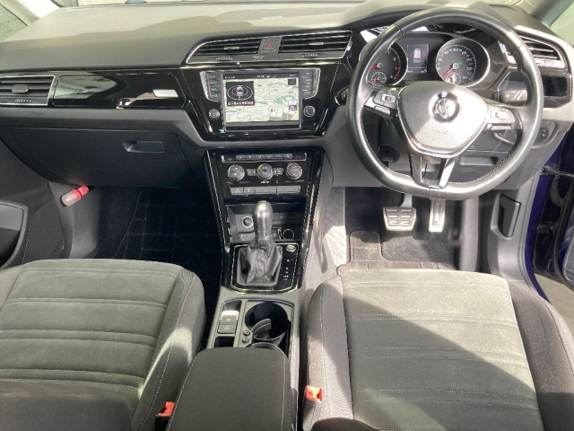 VOLKSWAGEN GOLF TOURAN 2016