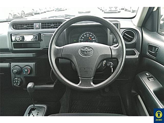 TOYOTA PROBOX 2018