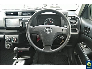 TOYOTA SUCCEED 2018