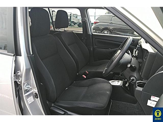 TOYOTA SUCCEED 2018