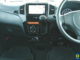 NISSAN ROOX 2010