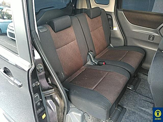 NISSAN ROOX 2010