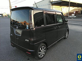NISSAN ROOX 2010