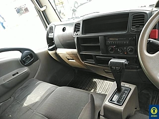 NISSAN ATLAS 2011