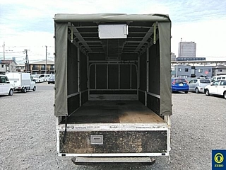NISSAN ATLAS 2011