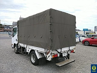 NISSAN ATLAS 2011