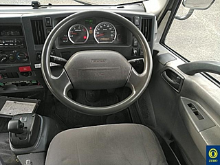 ISUZU ELF 2012