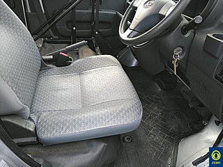 DAIHATSU HIJET VAN 2013