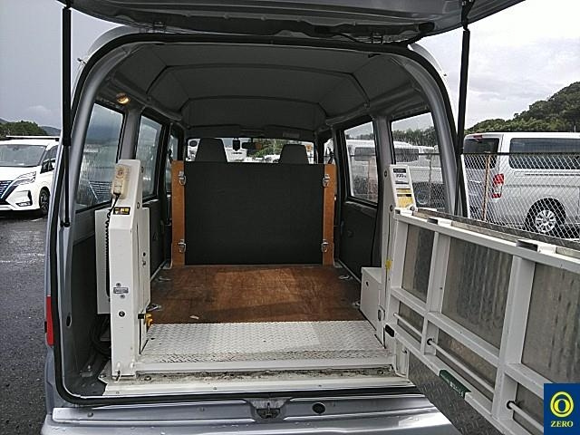 MITSUBISHI MINICAB VAN 2013