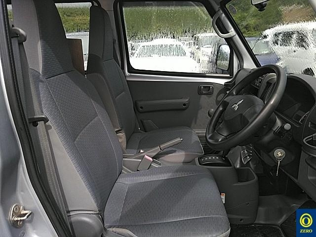 MITSUBISHI MINICAB VAN 2013