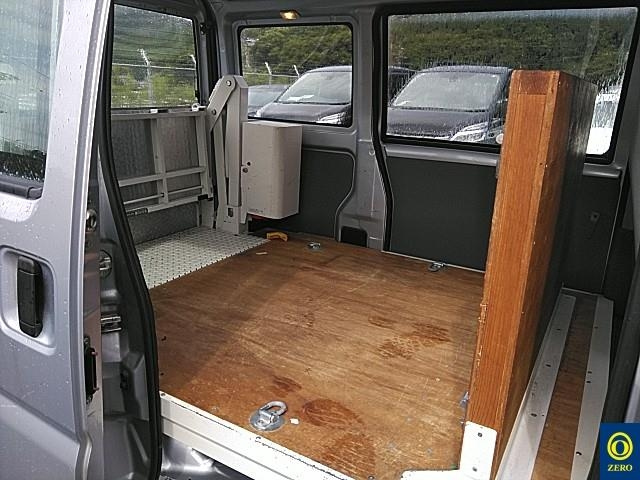 MITSUBISHI MINICAB VAN 2013