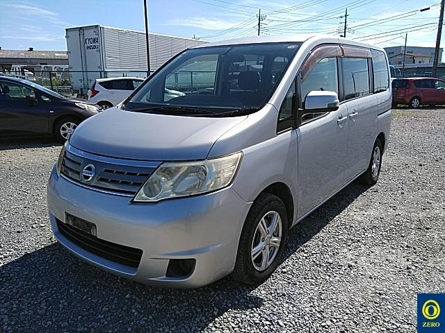 NISSAN SERENA 2010