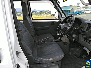 NISSAN CLIPPER VAN 2013