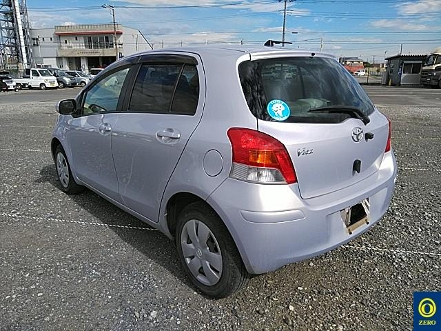 TOYOTA VITZ 2008