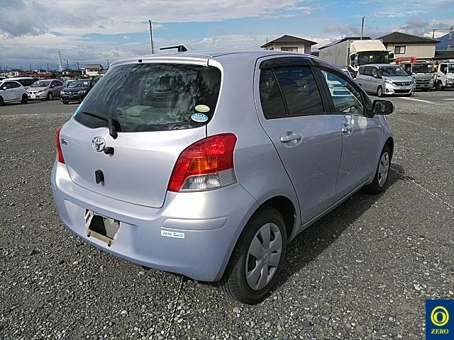 TOYOTA VITZ 2008