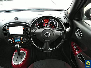 NISSAN JUKE 2013