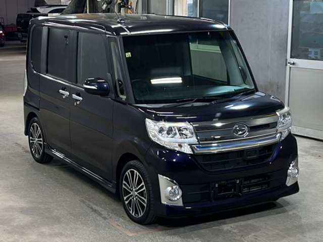 DAIHATSU TANTO 2014