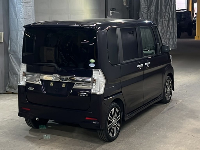 DAIHATSU TANTO 2014