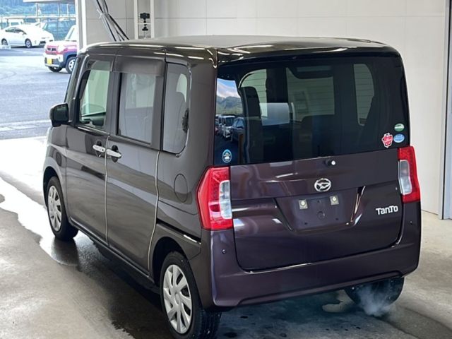 DAIHATSU TANTO 2016