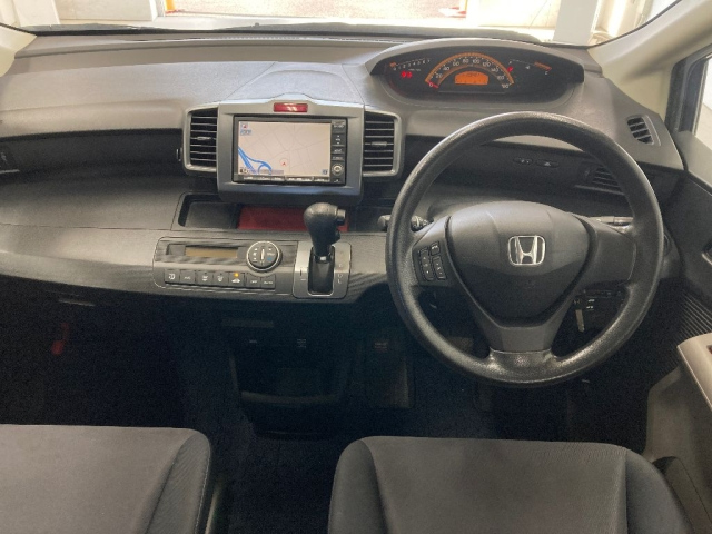 HONDA FREED 2008