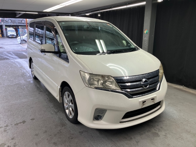 NISSAN SERENA 2012