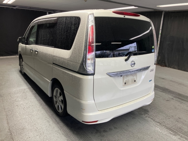NISSAN SERENA 2012