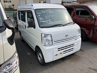 NISSAN CLIPPER VAN