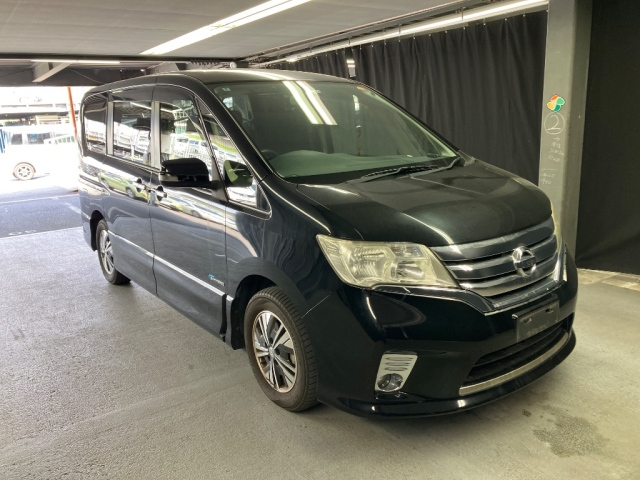 NISSAN SERENA 2012