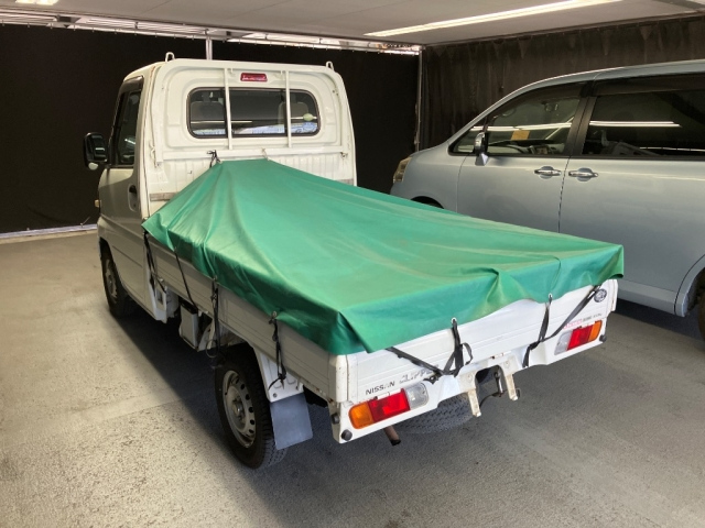 NISSAN CLIPPER TRUCK 2010