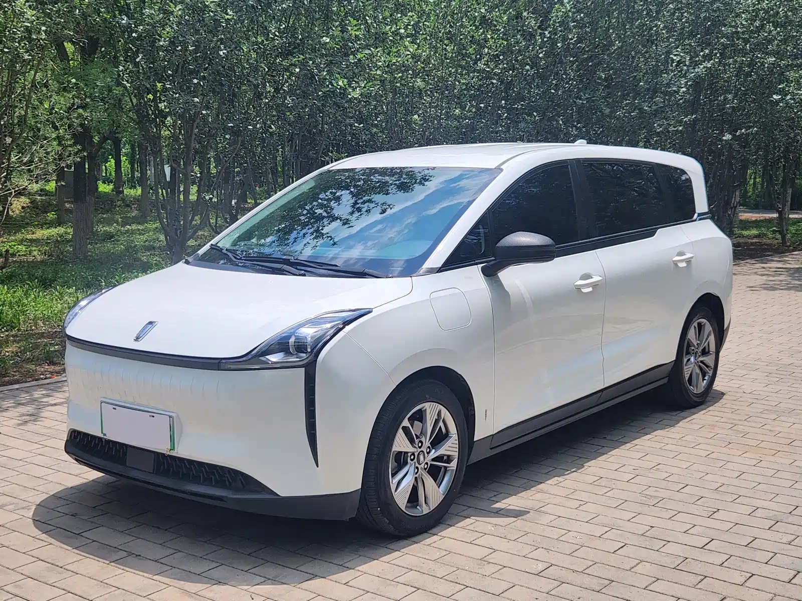 FAW BESTUNE NAT 2023