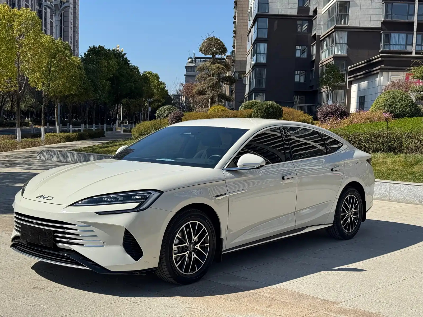 BYD SEAL 07 DM-I 2025