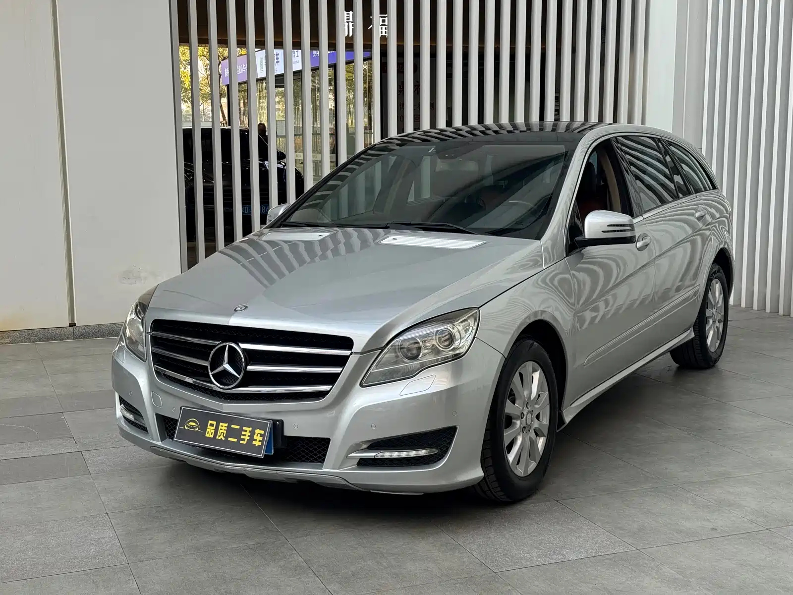 MERCEDES-BENZ R-CLASS 2010