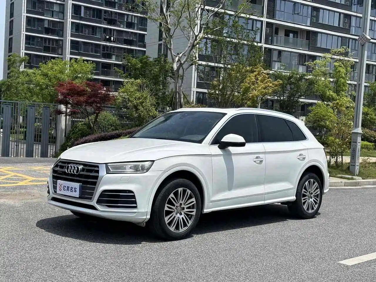AUDI Q5L 2018
