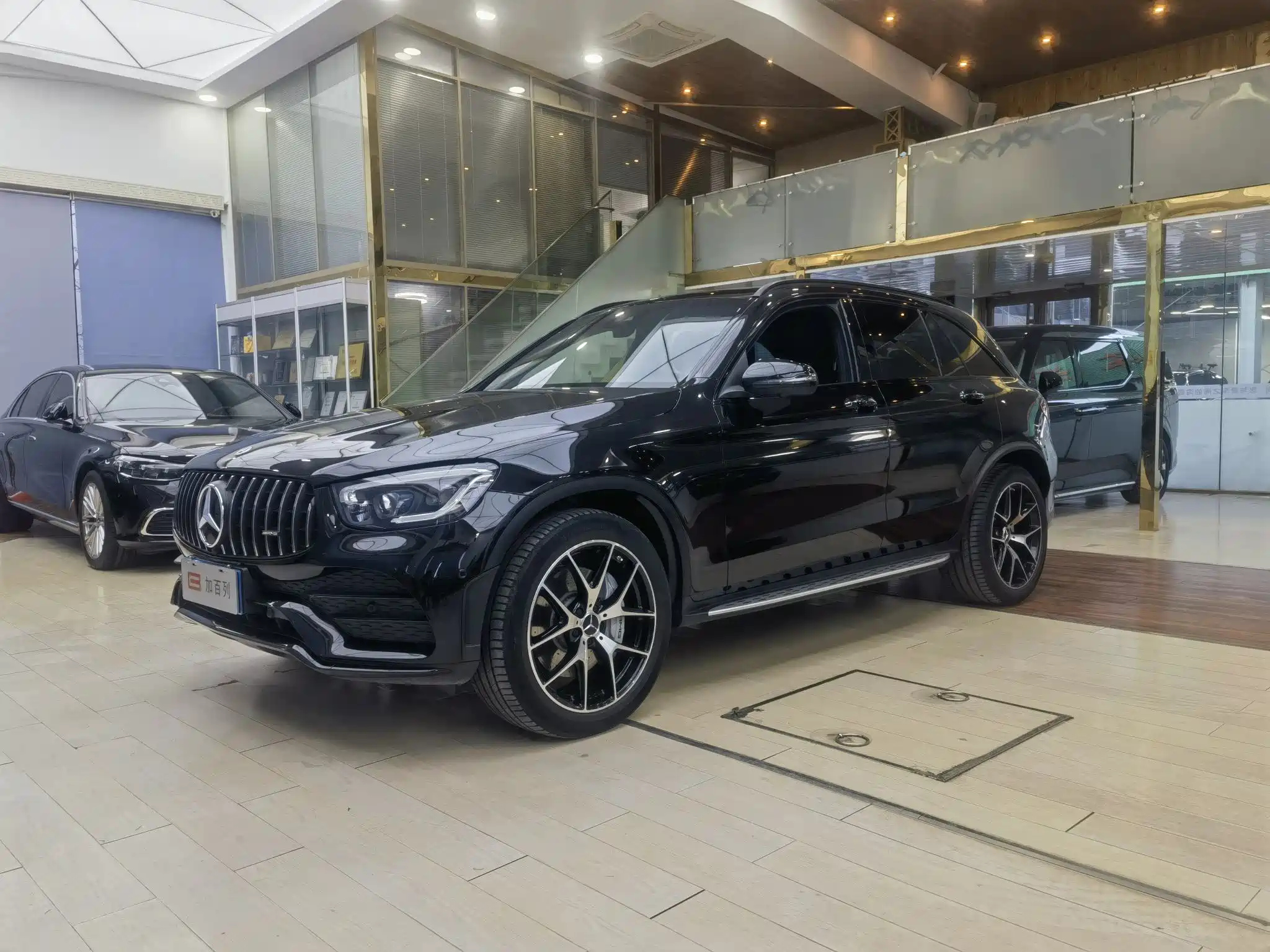 MERCEDES-BENZ GLC AMG 2021