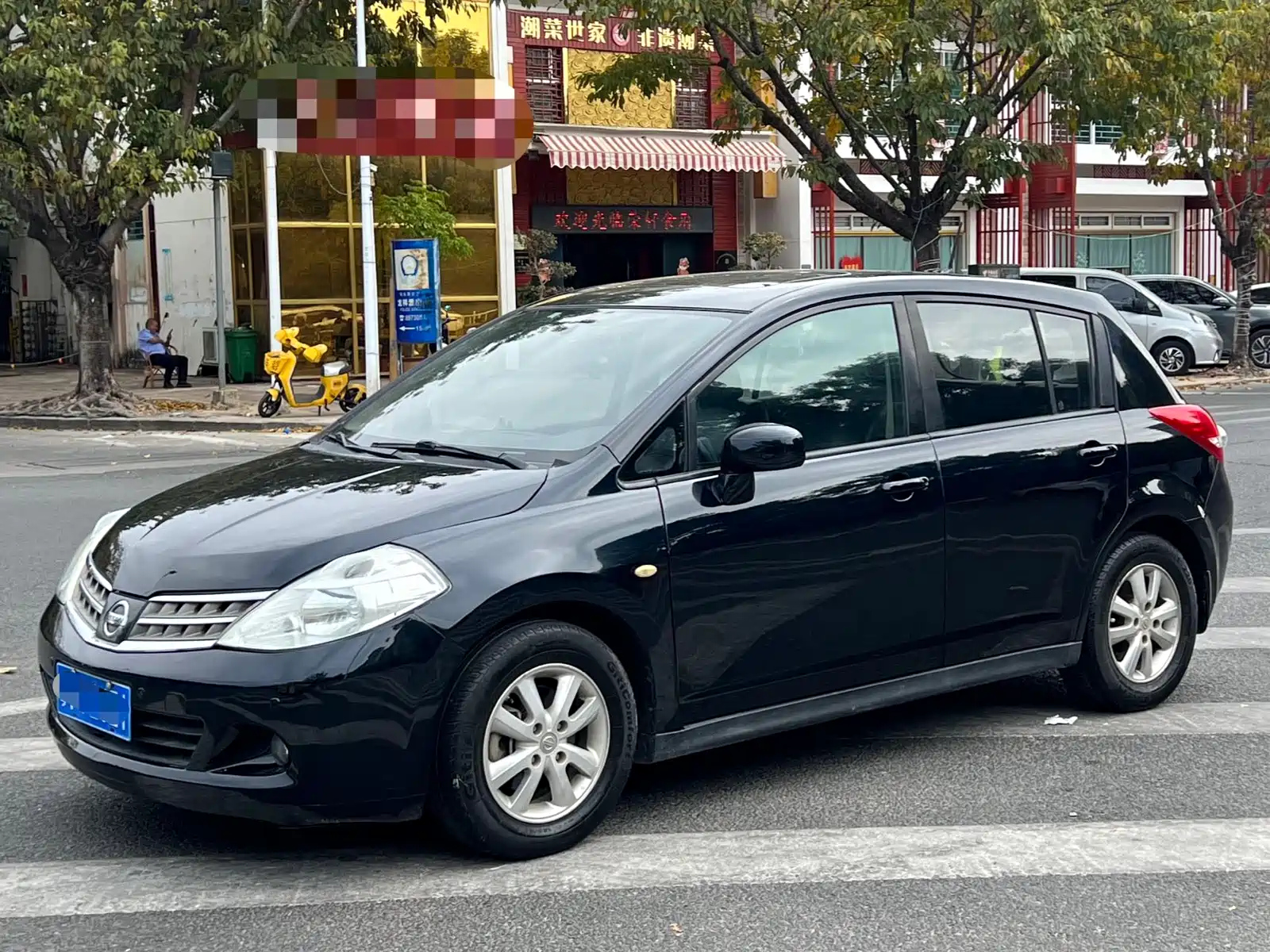 NISSAN TIIDA 2009