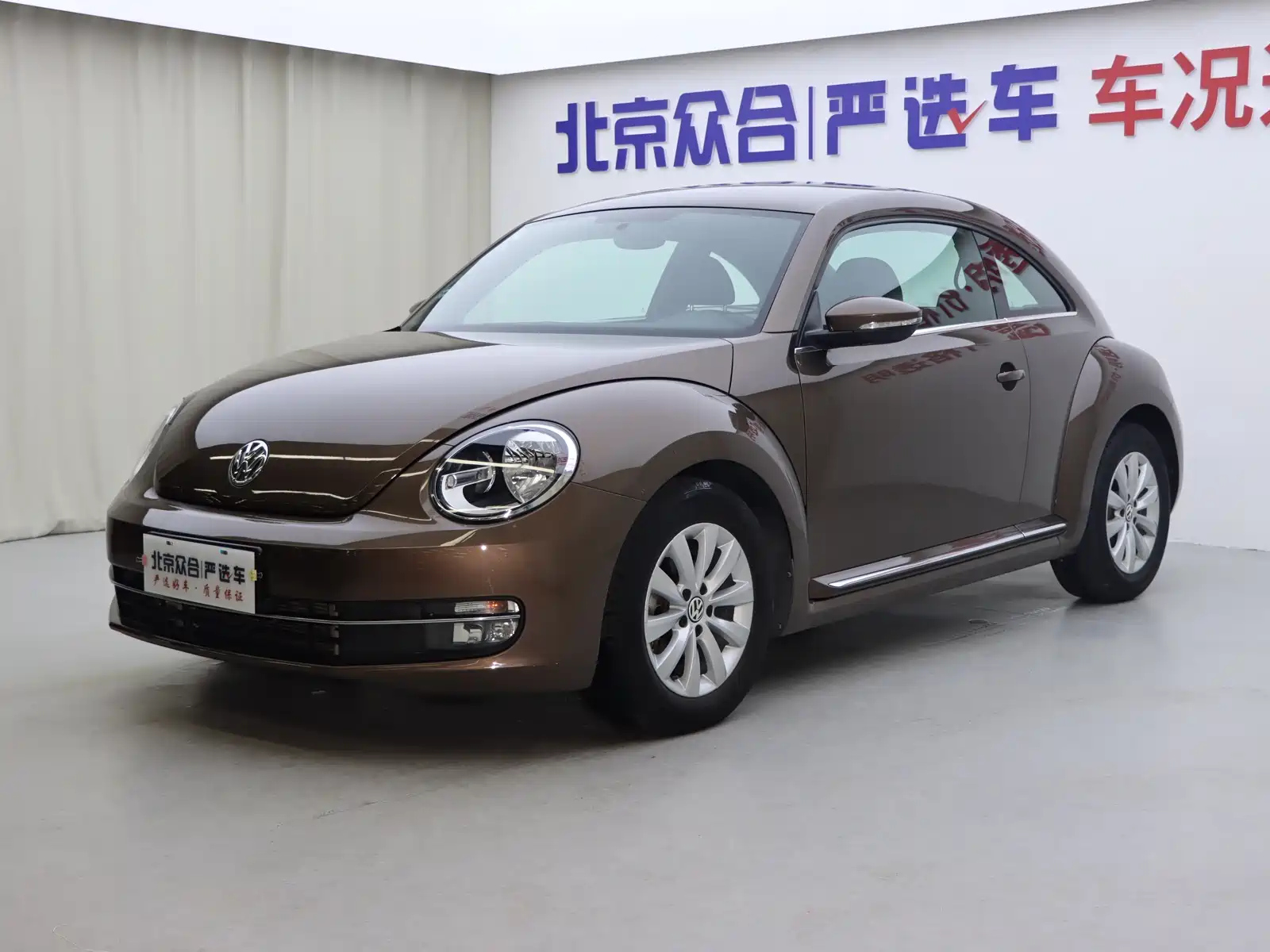 VOLKSWAGEN BEETLE 2016