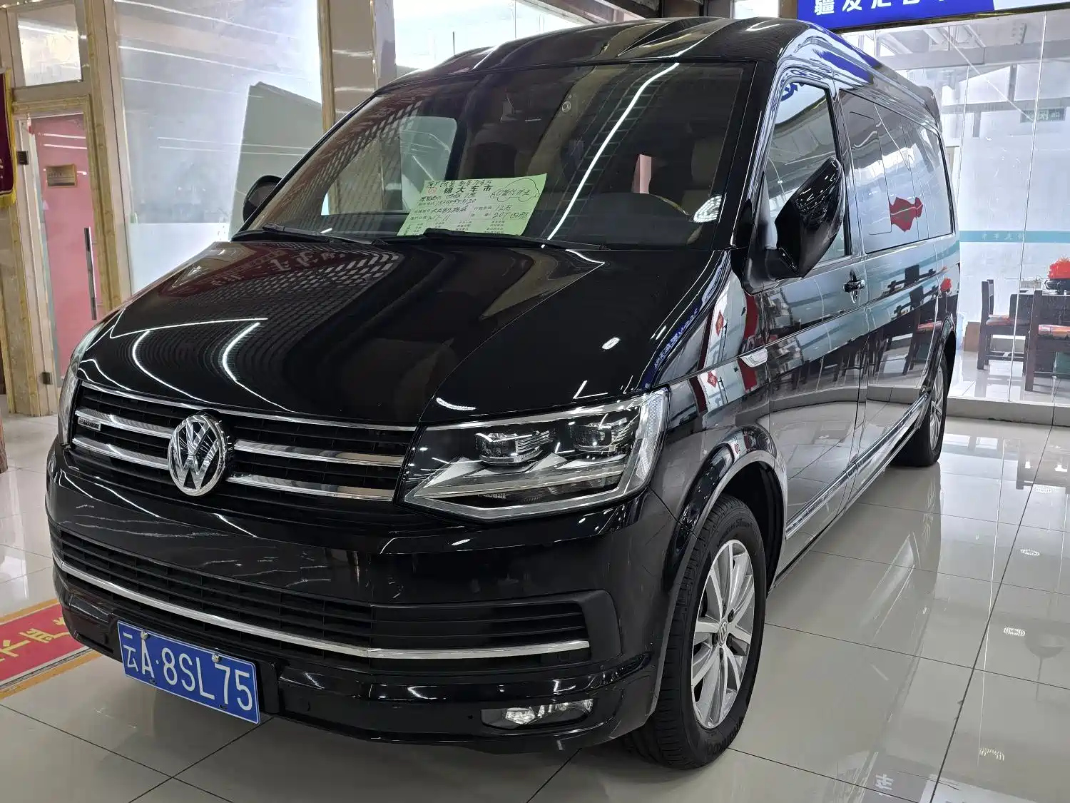 VOLKSWAGEN CARAVELLE 2017