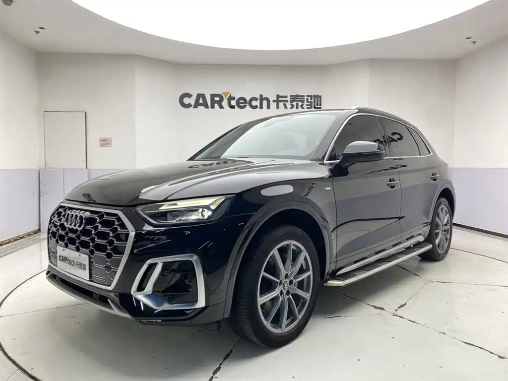 AUDI Q5L 2022