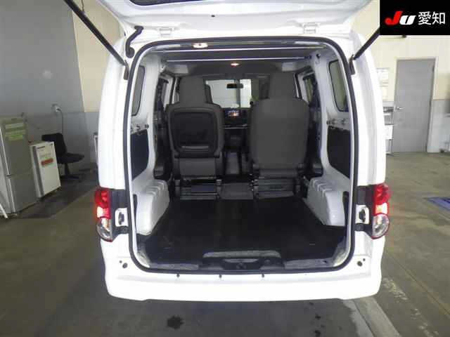NISSAN NV200 2014