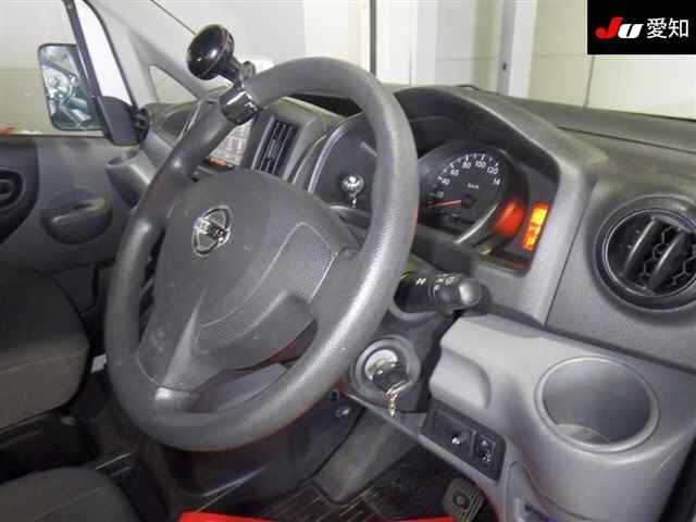 NISSAN NV200 2014