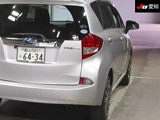 SUBARU TREZIA 2010