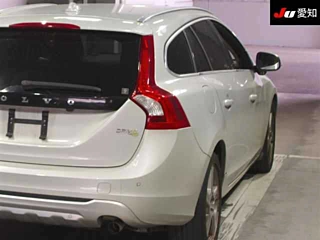 VOLVO V60 2012