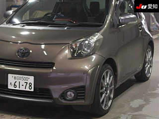 TOYOTA IQ 2010