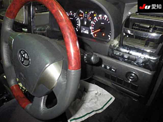 TOYOTA VELLFIRE 2009