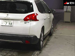 PEUGEOT 2008 2015